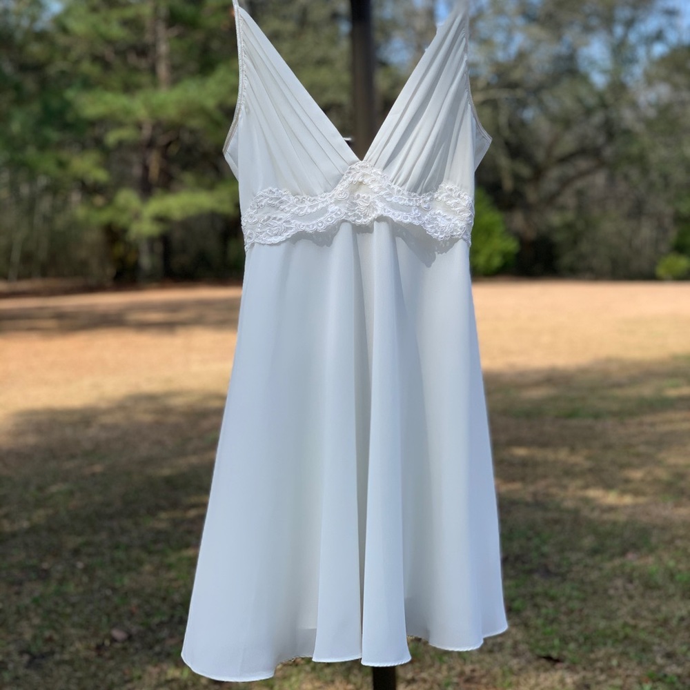 White Chiffon Sheer lace Spaghetti strap top semi sheer Jones NY mini Dress